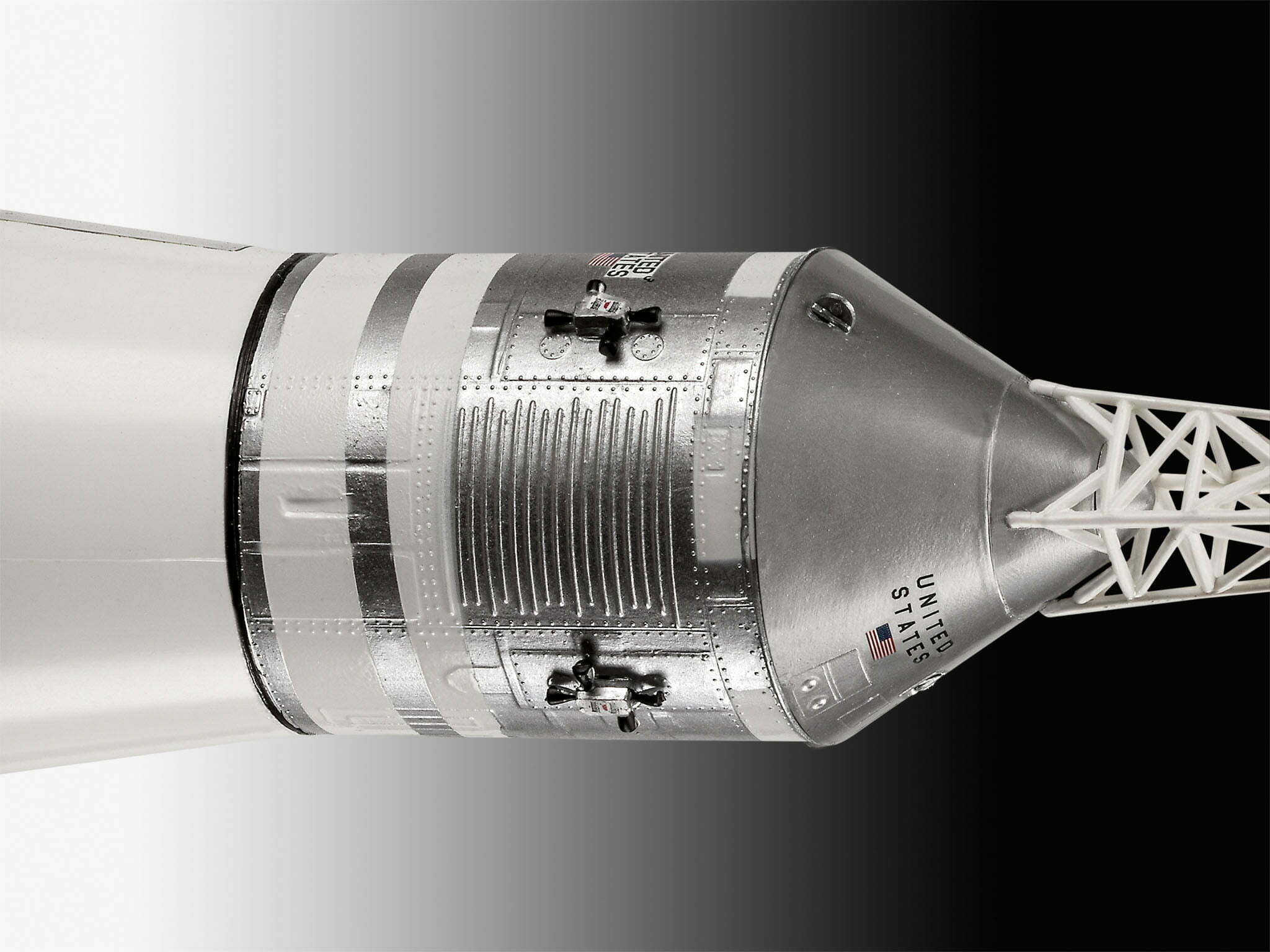 Gift Set - Apollo 11 Saturn V Rocket