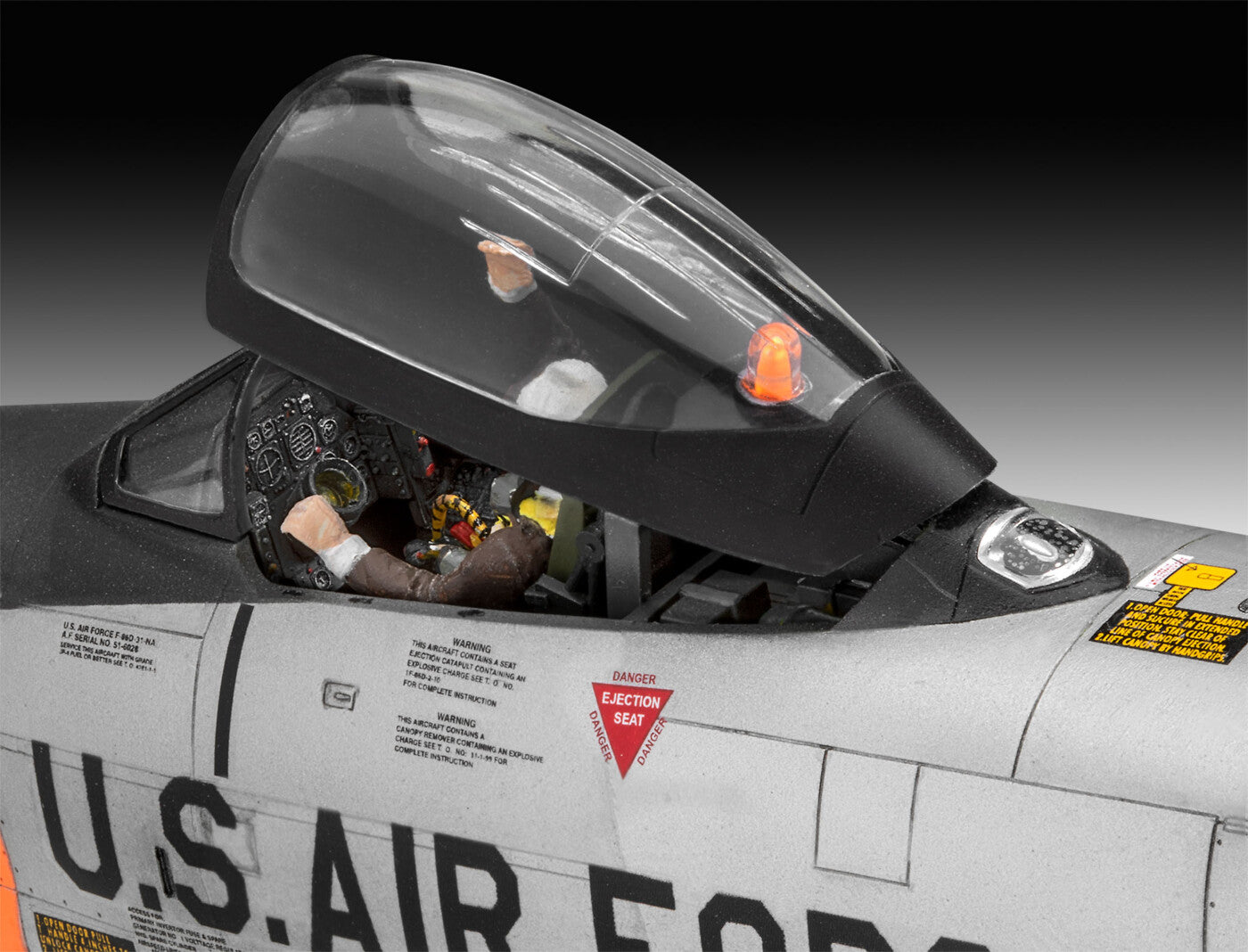 Model Kit - F-86D Dog Sabre