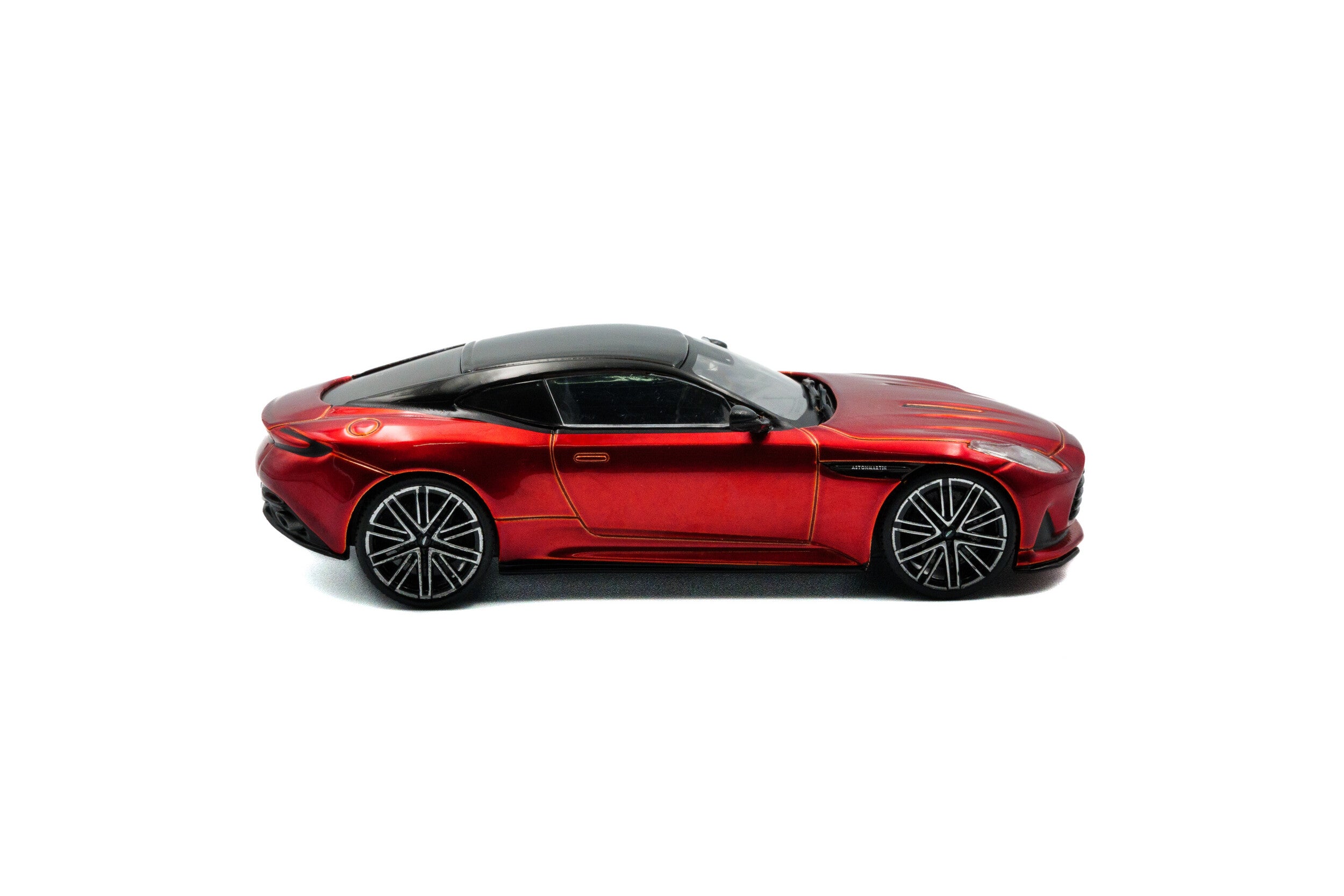 Aston Martin DB12 - Hyper Red - 2023 - 1:43