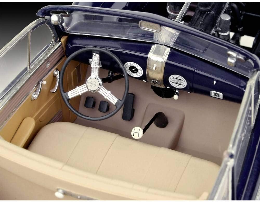Model Kit - Luxury Class Car Admiral Saloon
