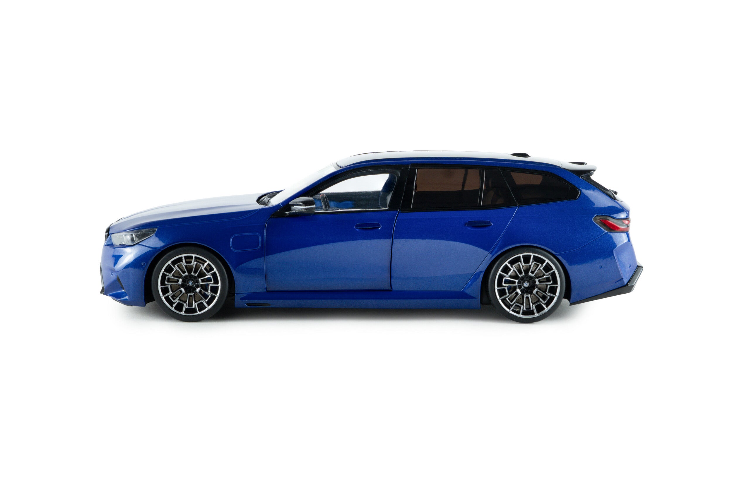 BMW M5 Touring M - Marina Bay Blue Metallic - 2024 - 1:18