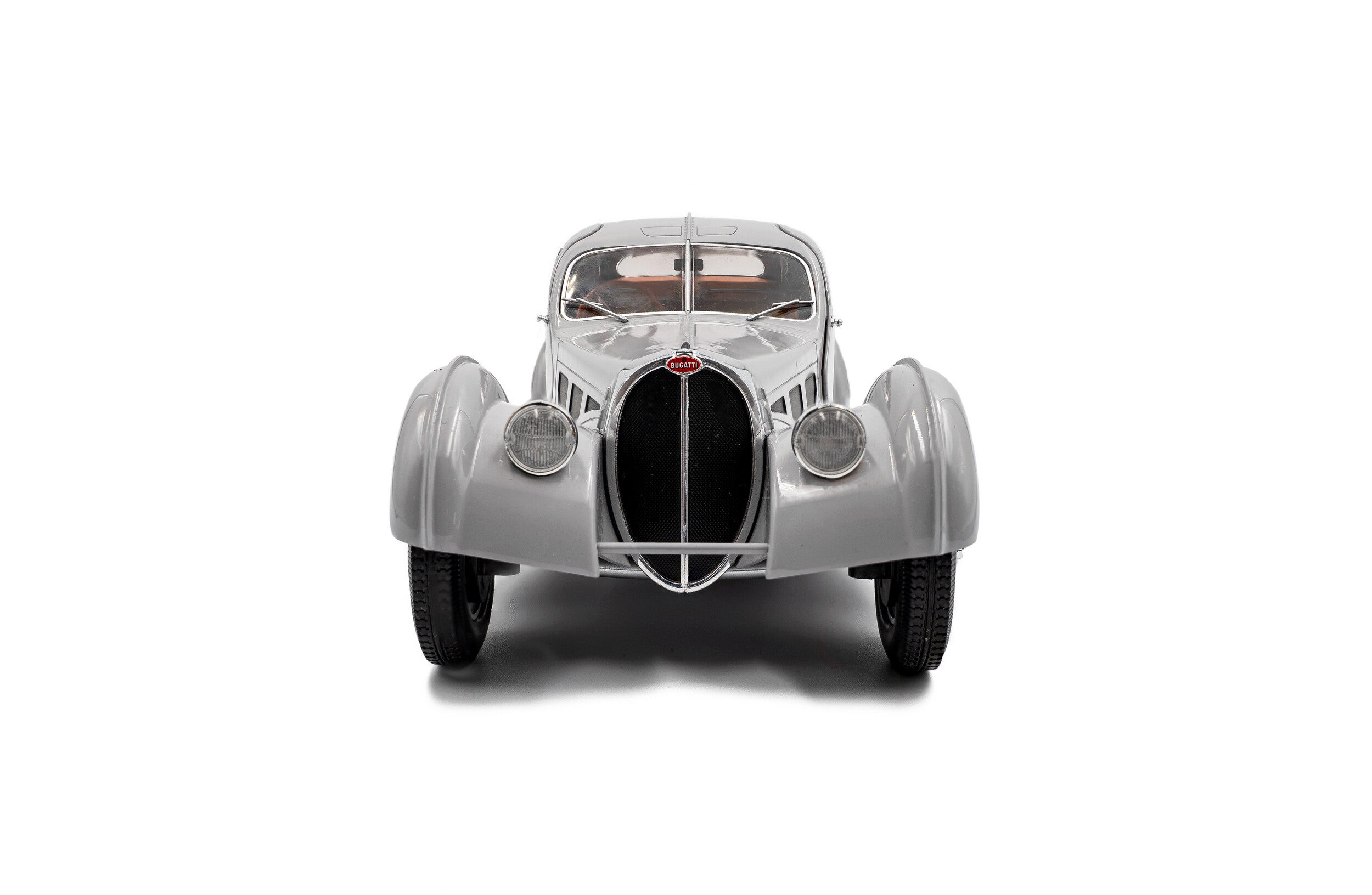 Bugatti Atlantic Type 57 SC - Mat Silver - 1937 - 1:18