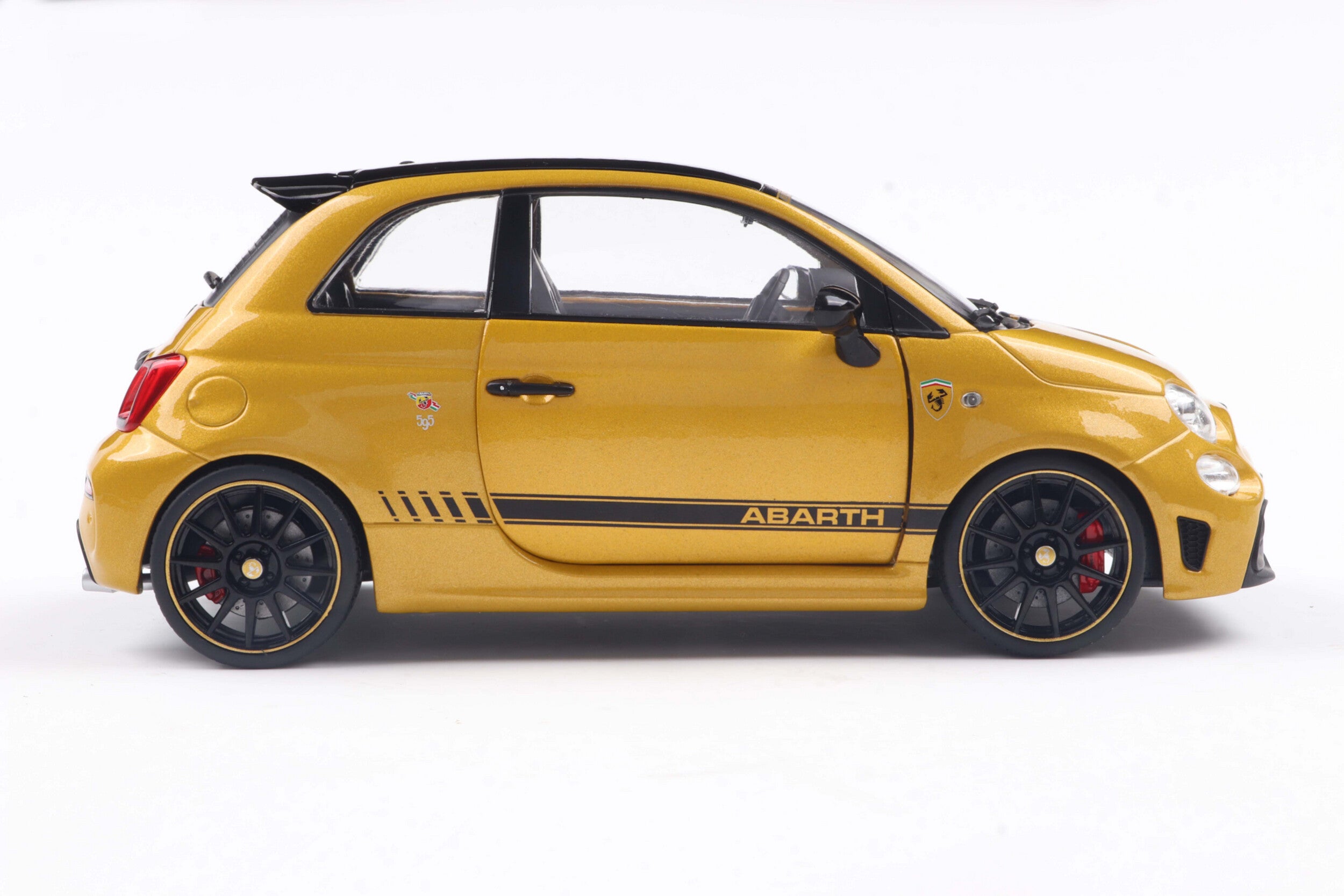 Fiat F595 Abarth Solido Works - 2024 - 1:18