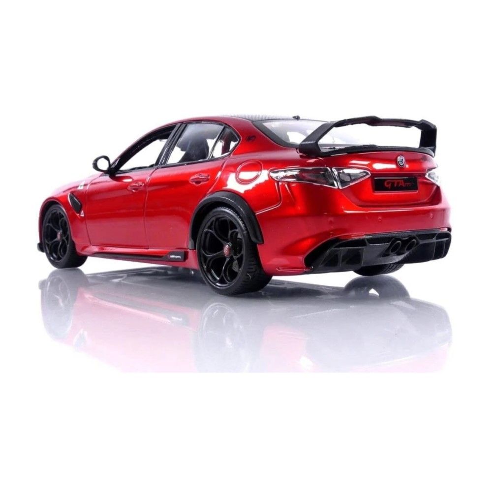 Alfa Romeo Giulia GTAm 2020 - 1:18