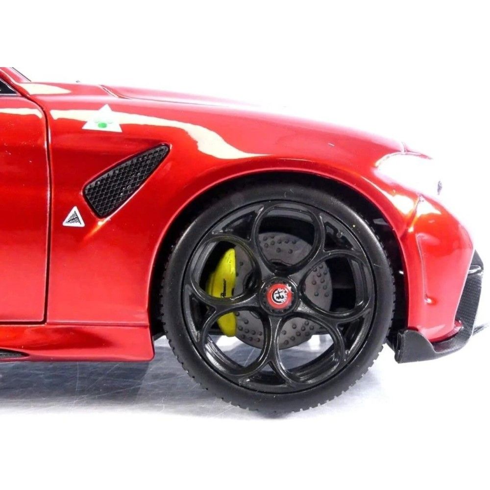 Alfa Romeo Giulia GTAm 2020 - 1:18