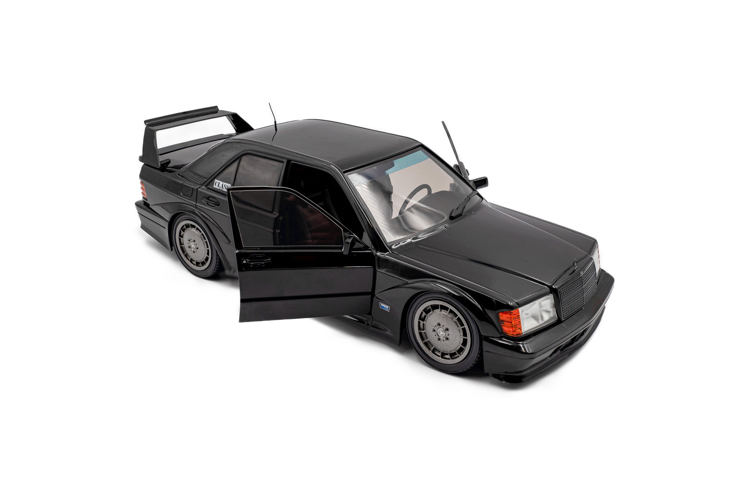 Mercedes-Benz 190 W201 Evo II Solido Works - Black - 1990 - 1:18