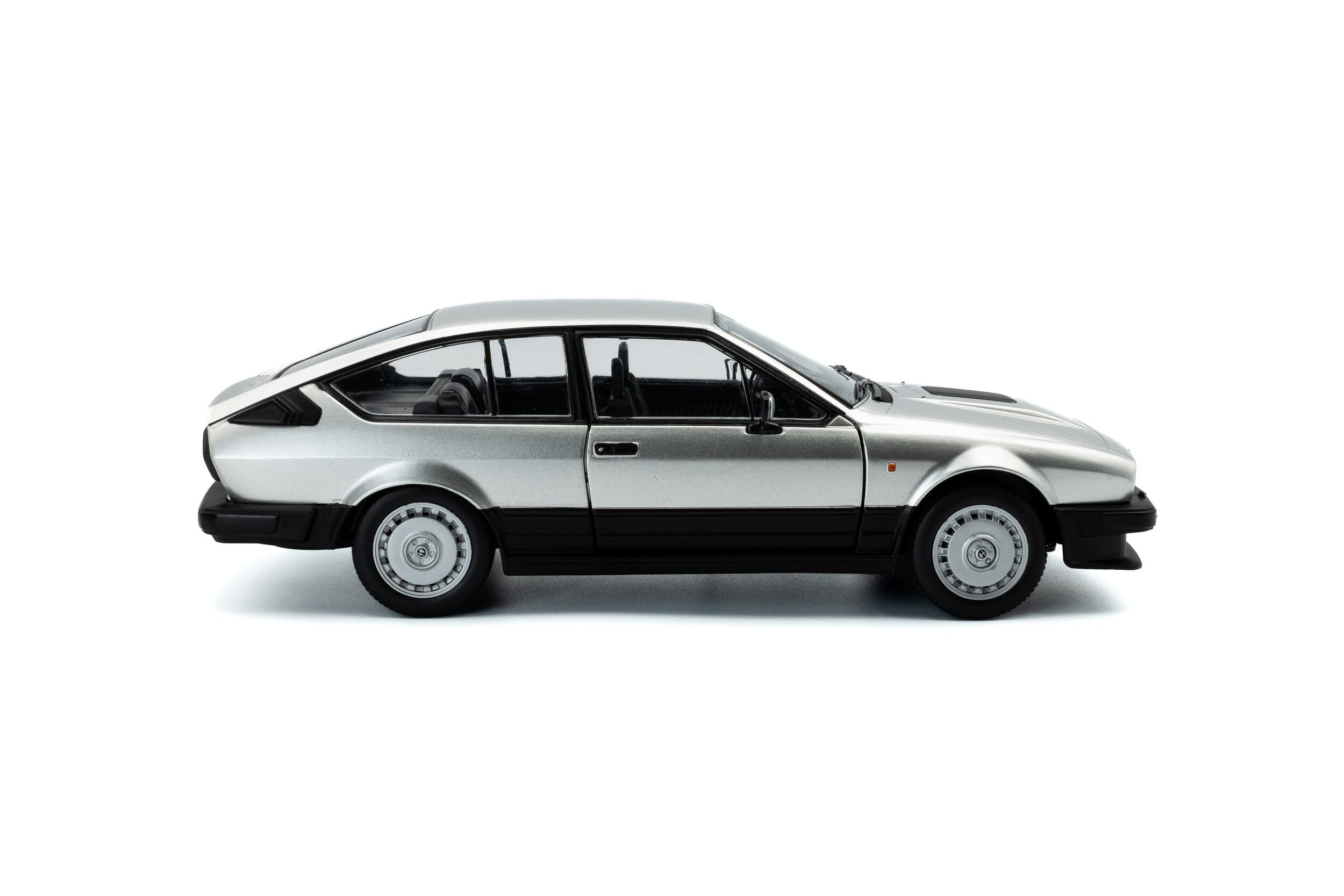 Alfa Romeo GTV6 - 1984 - 1:43
