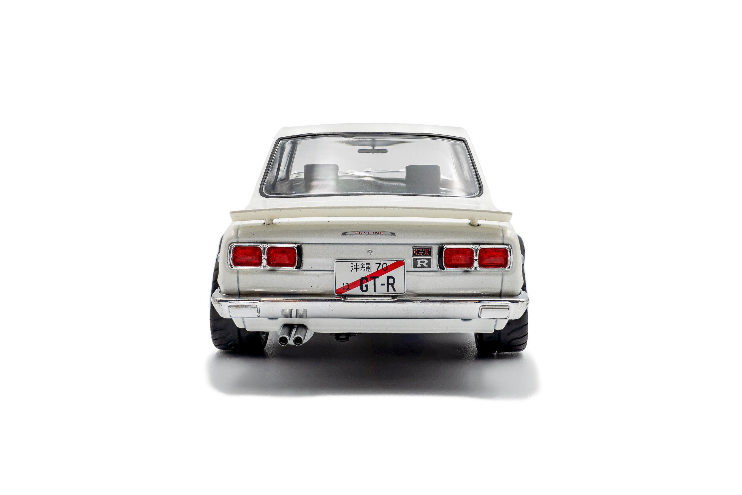 Nissan Skyline C10 Hakosuka Solido Works - Pearl White - 1970 - 1:18