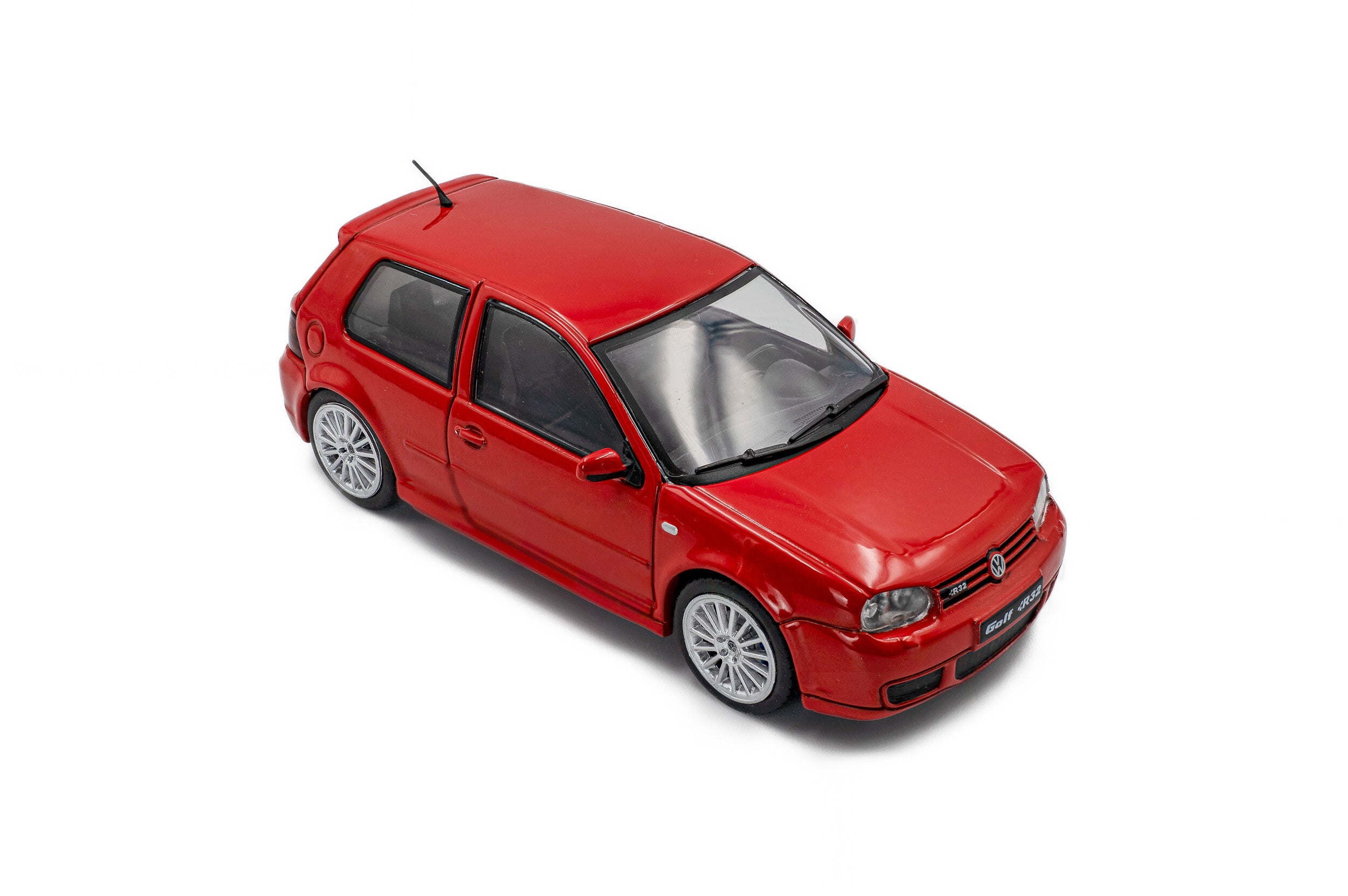Volkswagen Golf IV R32 - Toronto Red - 2003 - 1:43
